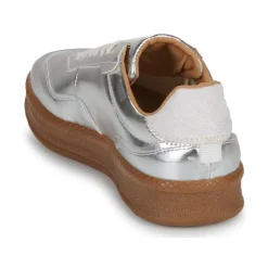 Steve Madden - EUPHORIA