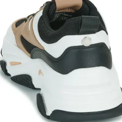 Steve Madden - PROGRESSIVE