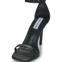 Steve Madden - UPHILL