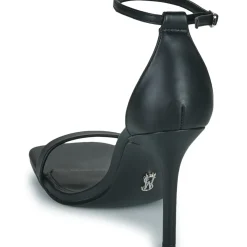 Steve Madden - UPHILL