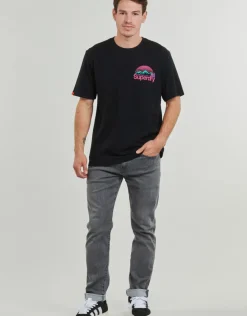 Superdry - CORE LOGO GREAT OUTDOORS CHEST