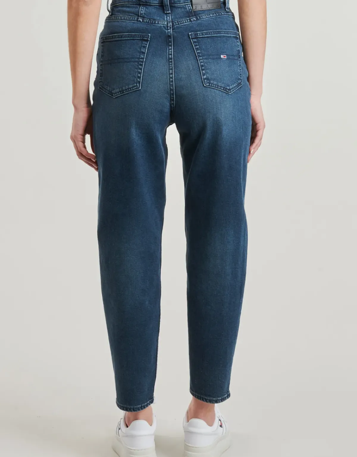 Tommy Jeans - MOM JEAN UH TPR AI5167
