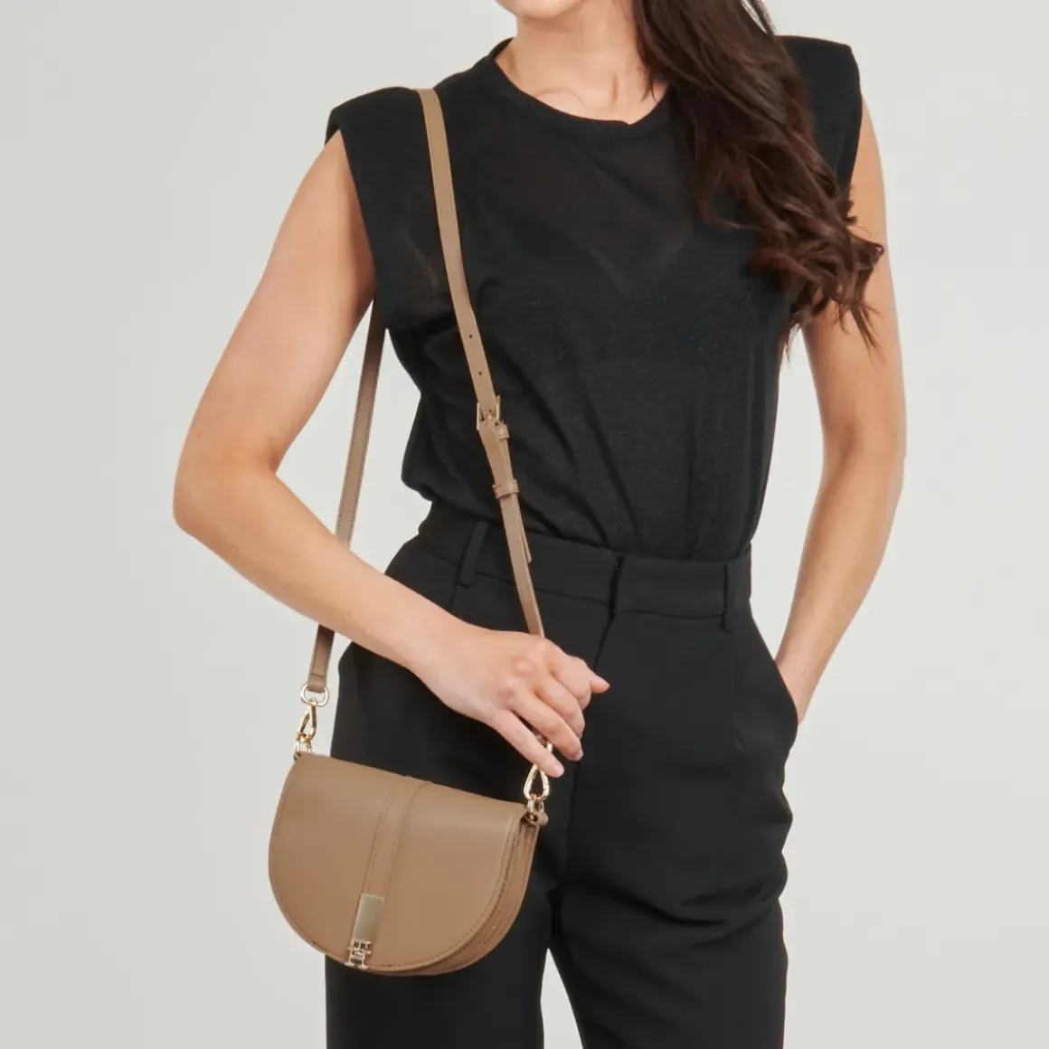 Tommy Hilfiger - TH HERITAGE SADDLE BAG