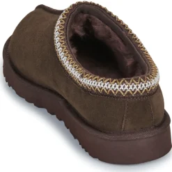 UGG - M TASMAN