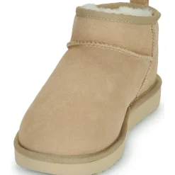 UGG - W CLASSIC ULTRA MINI
