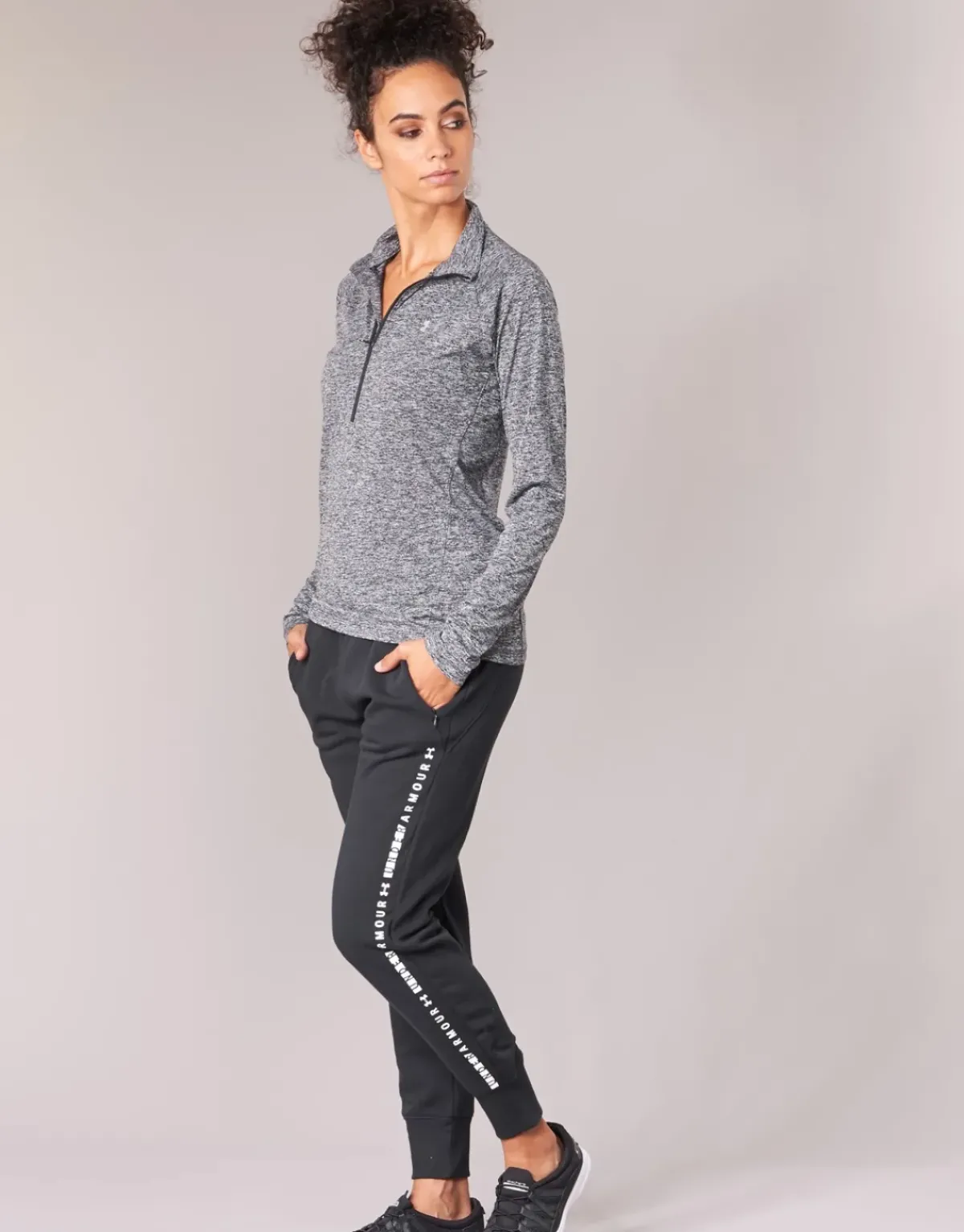 Under Armour - TECH 1/2 ZIP TWIST