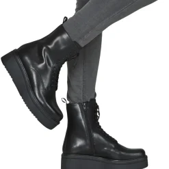 Vagabond Shoemakers - TARA