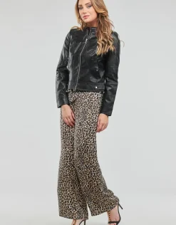 Vero Moda - VMLOVE LAVINE SHORT COATED JACKET